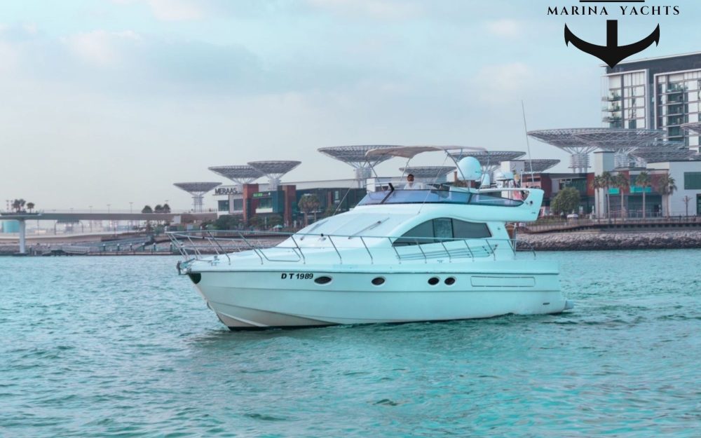 Yacht rental in Dubai
