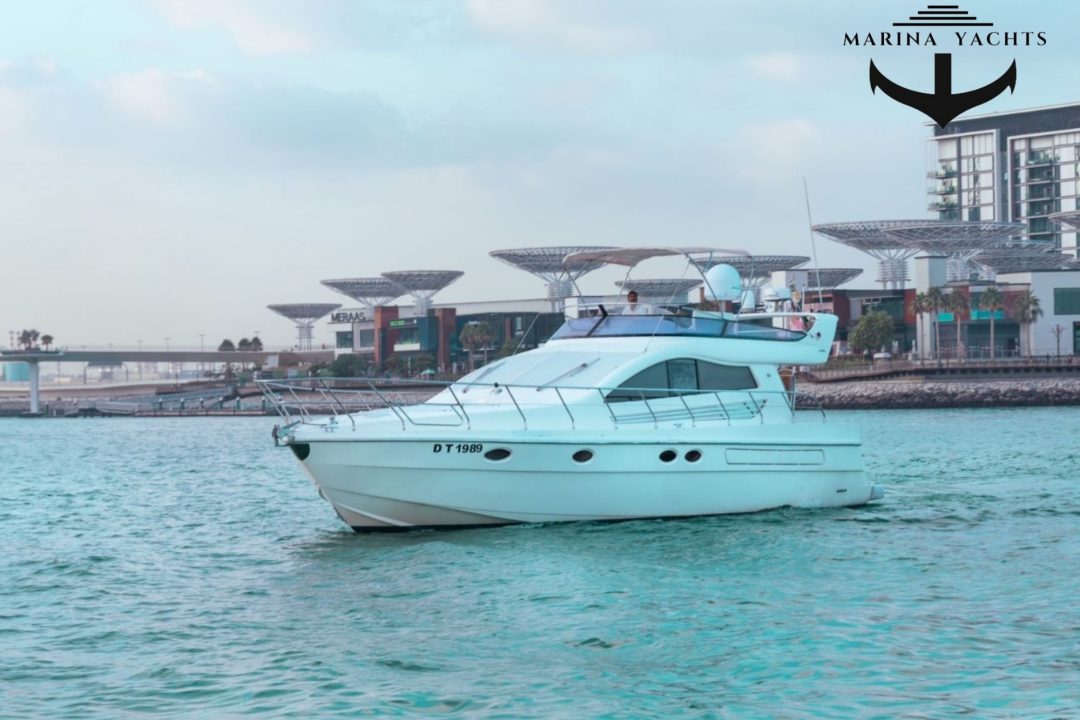 Yacht charter in Dubai